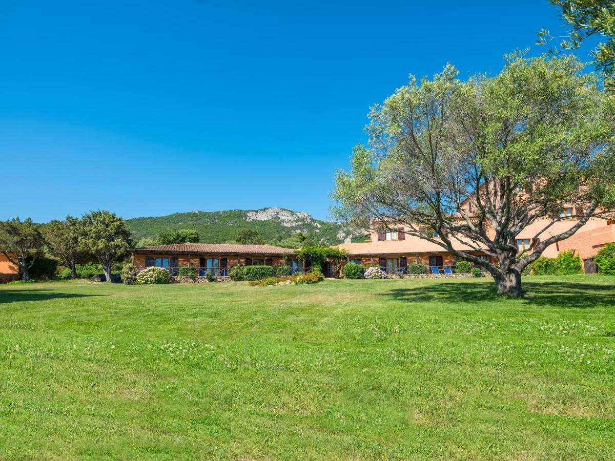 Hotel Rocce Sarde San Pantaleo Εξωτερικό φωτογραφία